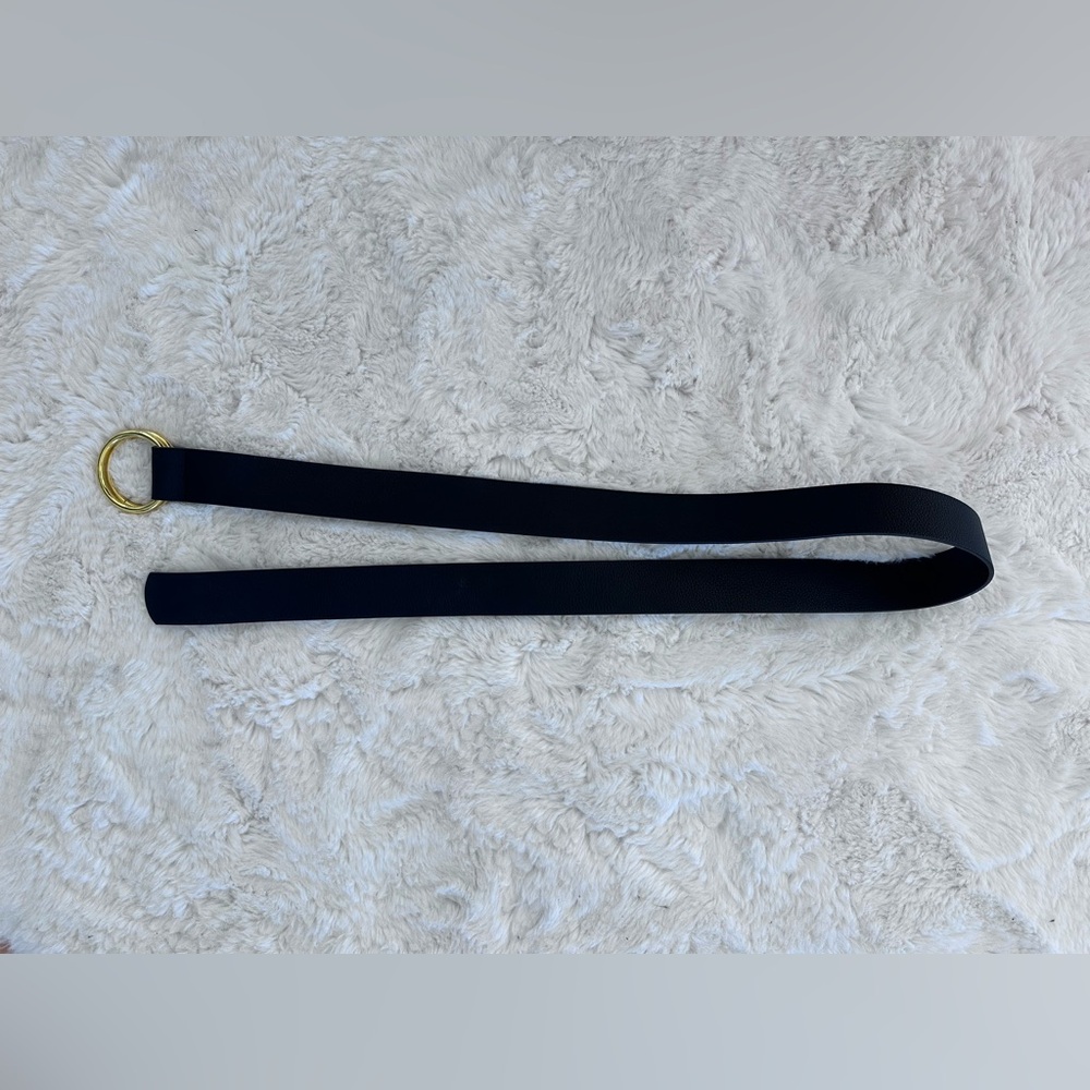 New B-low the Belt black wide belt with gold round circle buckle. L/XL - Picture 6 of 7